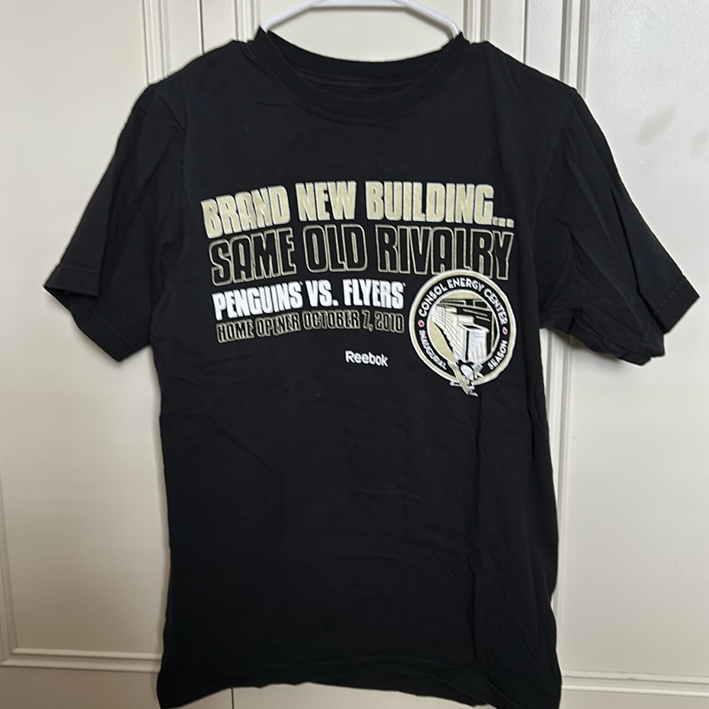 Penguins CONSOL Energy Center Launch tshirt size small